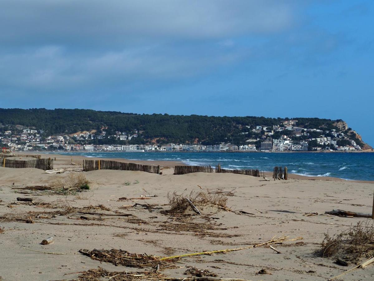 Apartamento Centrico Y Renovado, 100M De La Playa L'Estartit Luaran gambar